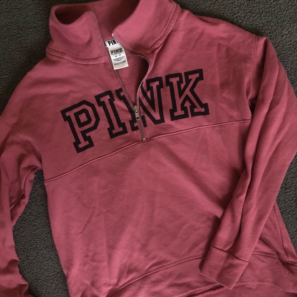 VS Pink pullover quarter zip